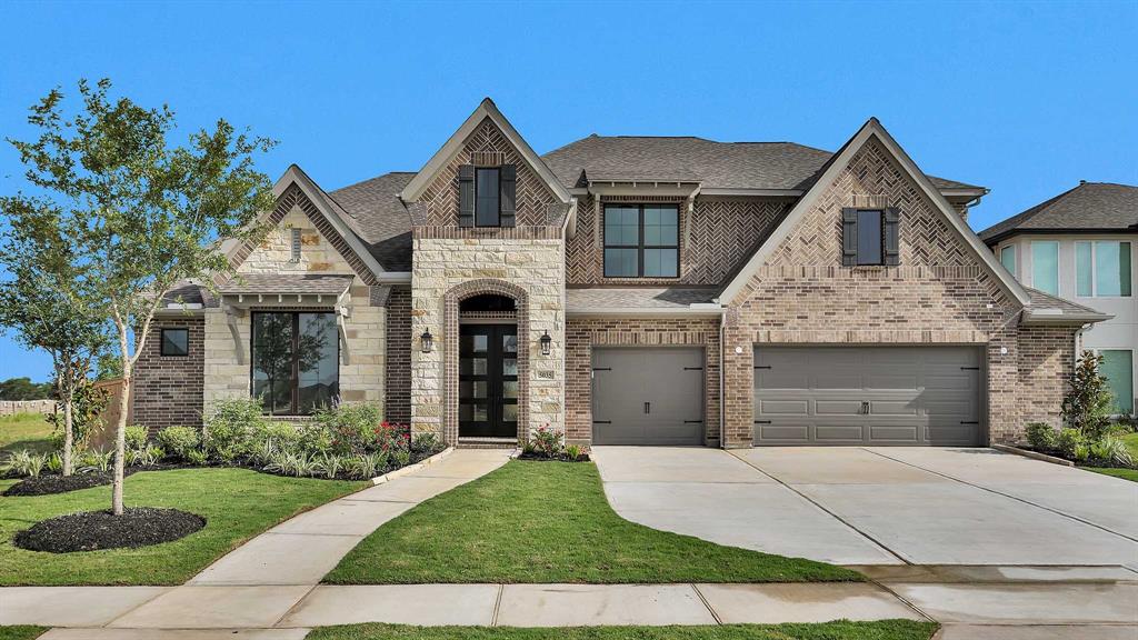 5035 Fountainhead Lane