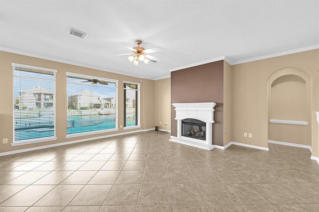 18126 Billabong Crescent Court