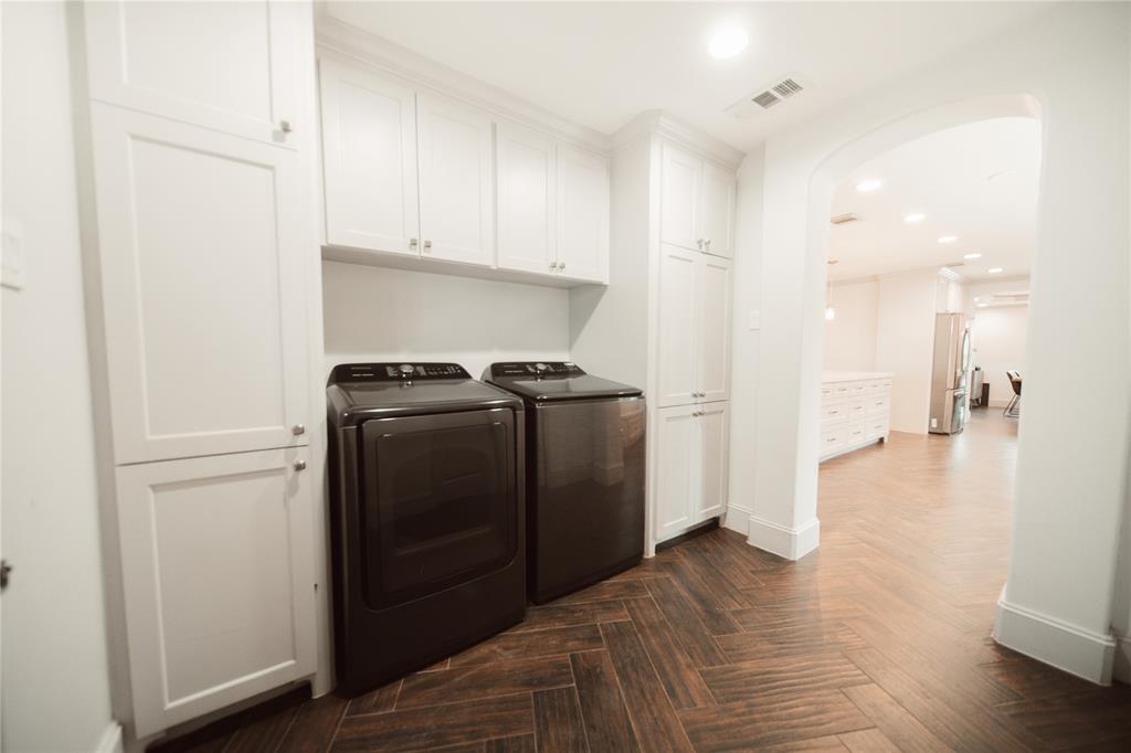 18050 Bambriar Drive, Houston, Texas image 12