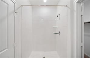 307 Bismuth Drive, Crosby, Texas image 4