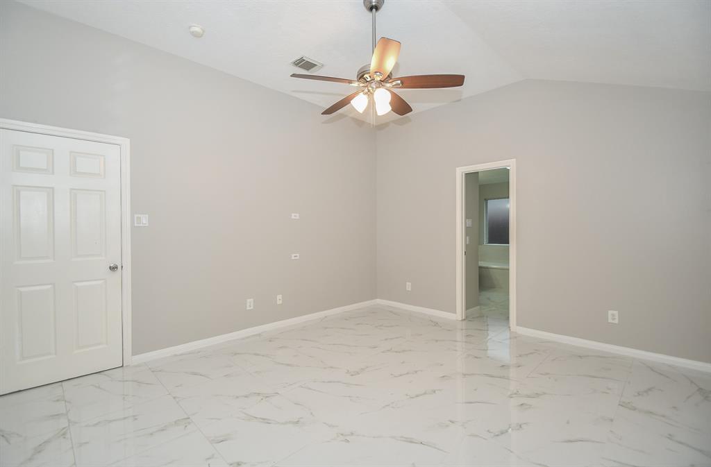 18526 S Wimbledon Drive, Katy, Texas image 21