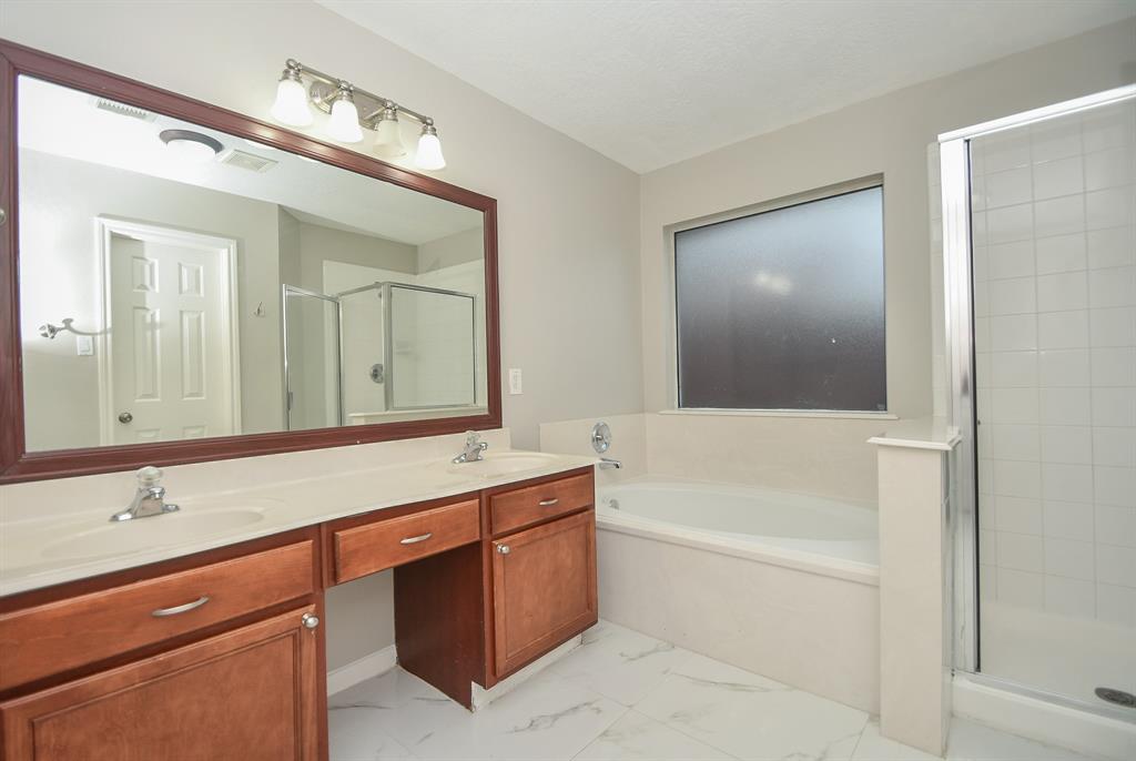 18526 S Wimbledon Drive, Katy, Texas image 22