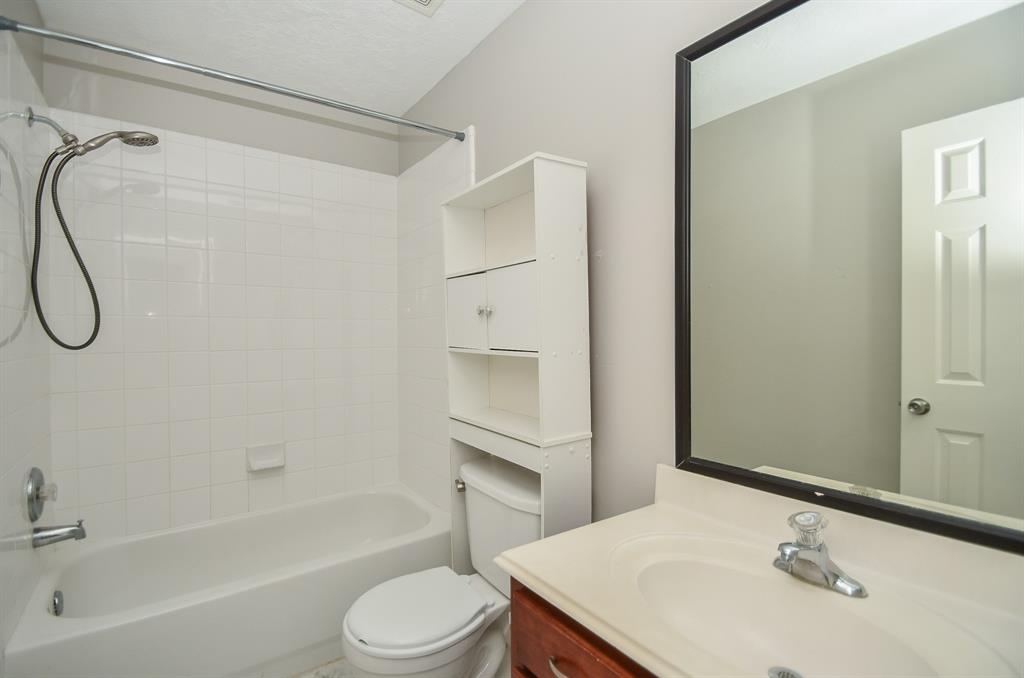 18526 S Wimbledon Drive, Katy, Texas image 19