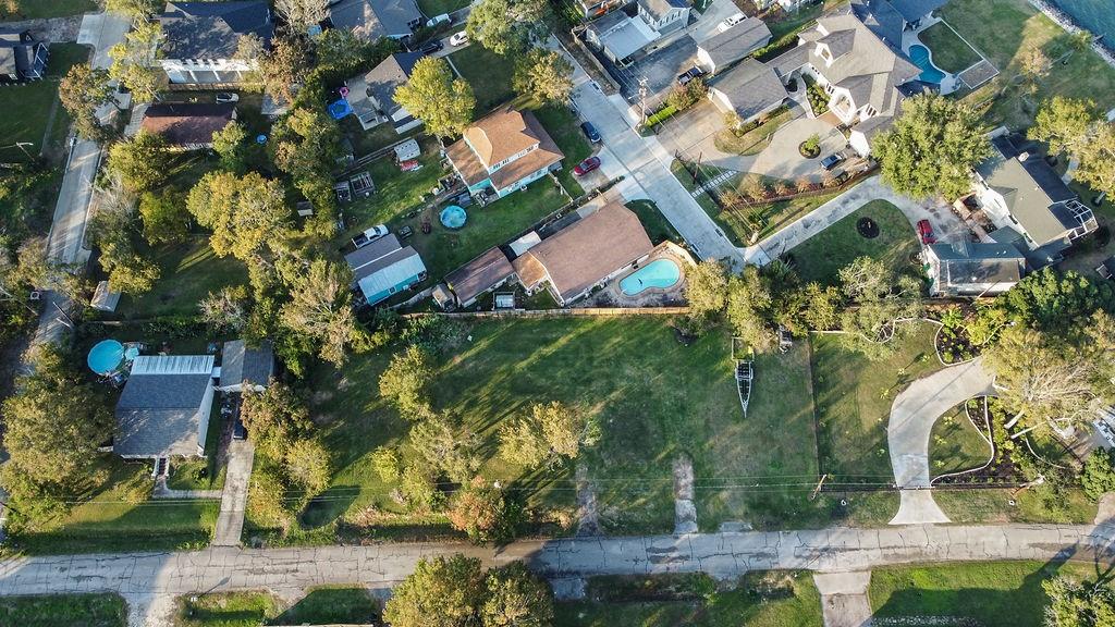 Dwire Drive, La Porte, Texas image 8