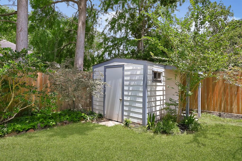 1809 Palo Duro Street, Friendswood, Texas image 36