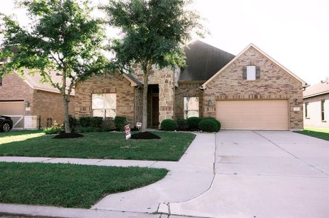 Single Family Residence in League City TX 306 Westwood Drive.jpg