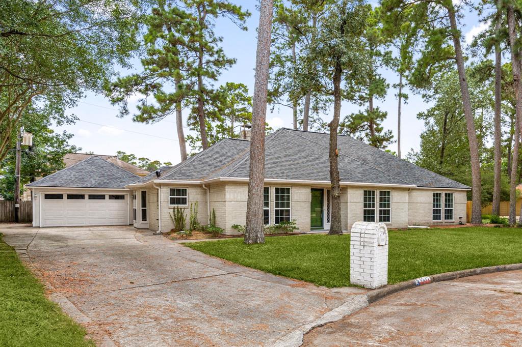 5527 Alamosa Lane