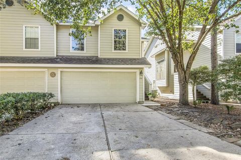 Townhouse in The Woodlands TX 154 Walden Elms Circle.jpg