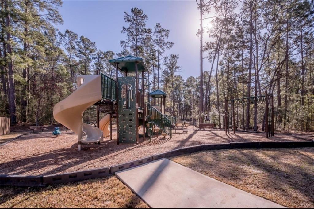 Hackberry, Huntsville, Texas image 11