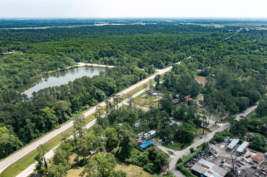 1421 Gulf Pump Road, Crosby, Texas image 9