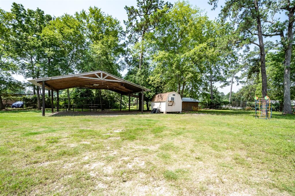 1421 Gulf Pump Road, Crosby, Texas image 21