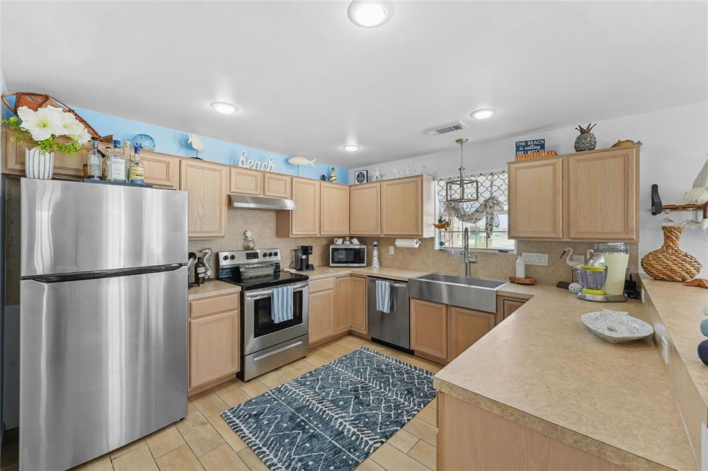 1014 Blue Water Highway, Surfside Beach, Texas image 11