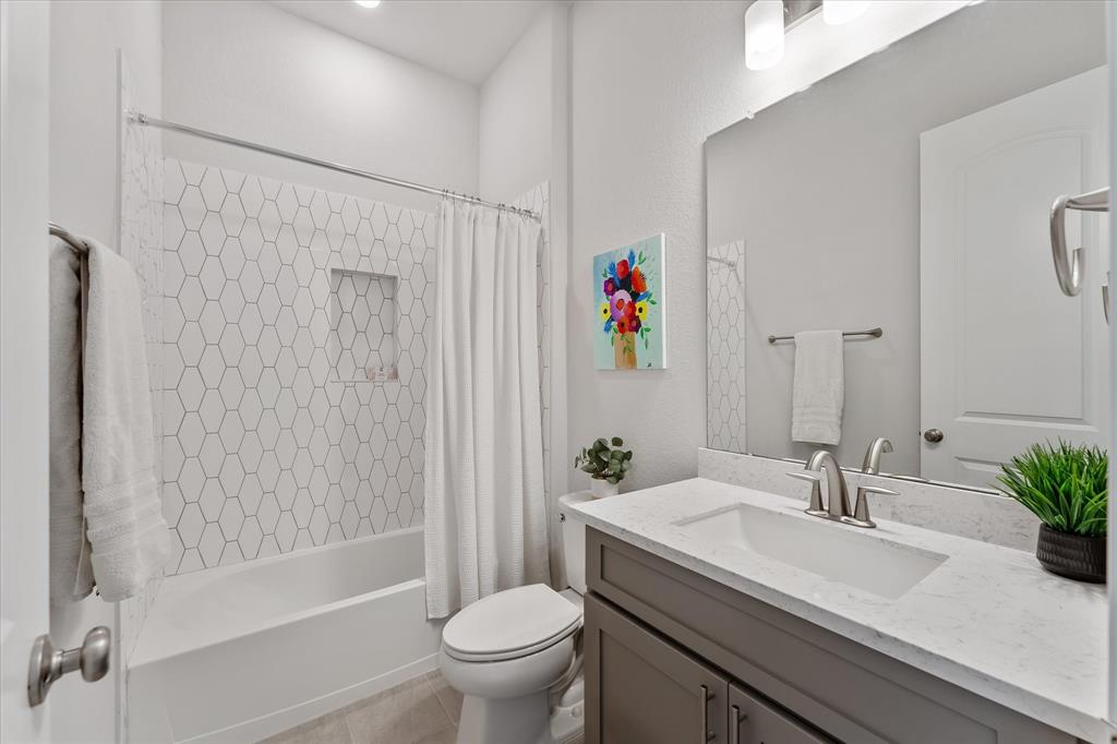 25002 Ryleigh Cove Circle, Tomball, Texas image 34