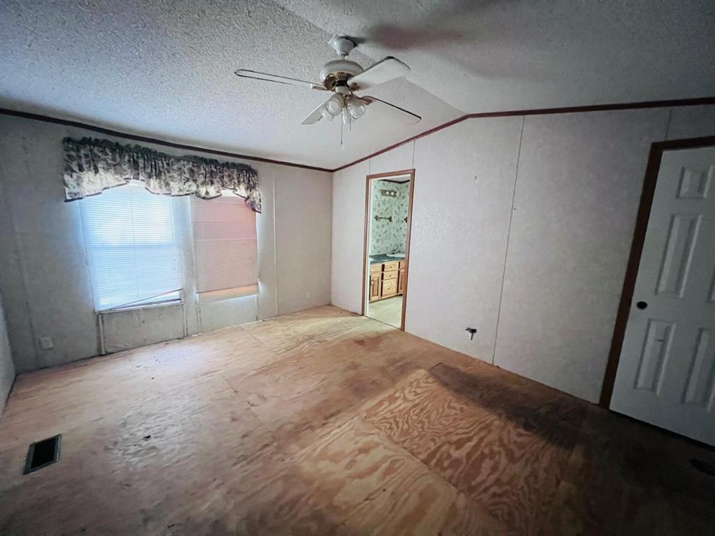 1207 Ivanhoe Estates Drive, Ivanhoe, Texas image 17