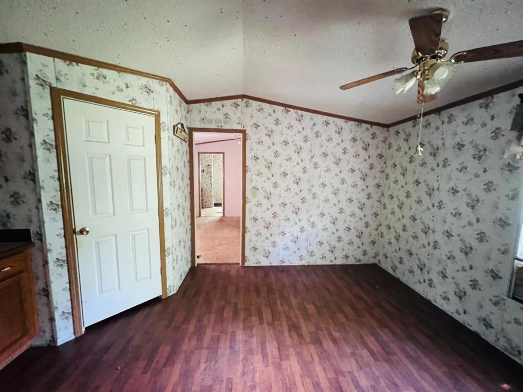 1207 Ivanhoe Estates Drive, Ivanhoe, Texas image 12