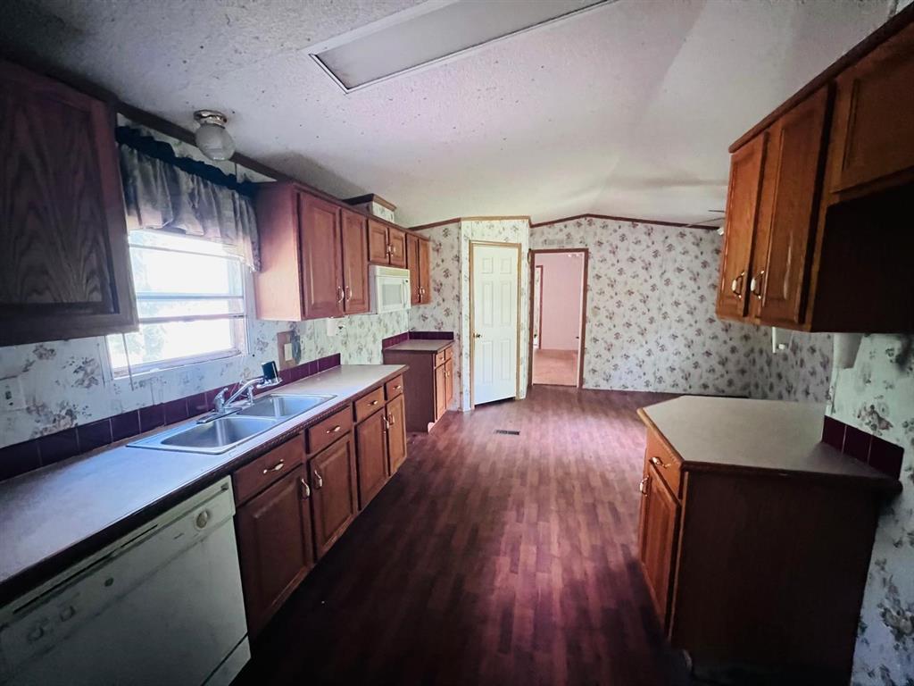 1207 Ivanhoe Estates Drive, Ivanhoe, Texas image 9
