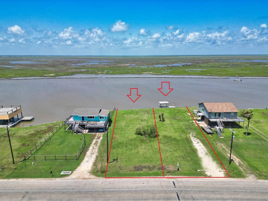 1057 & 1059 Cr 230 Canal Drive, Sargent, Texas image 2