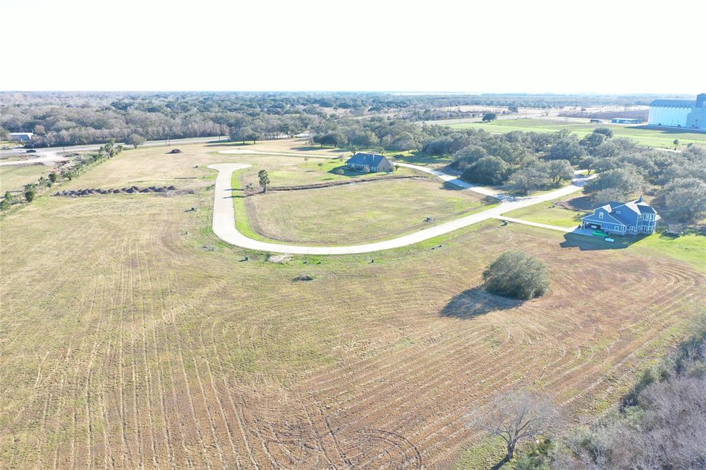 43 Cattle Drive Drive, Bay City, Texas image 5