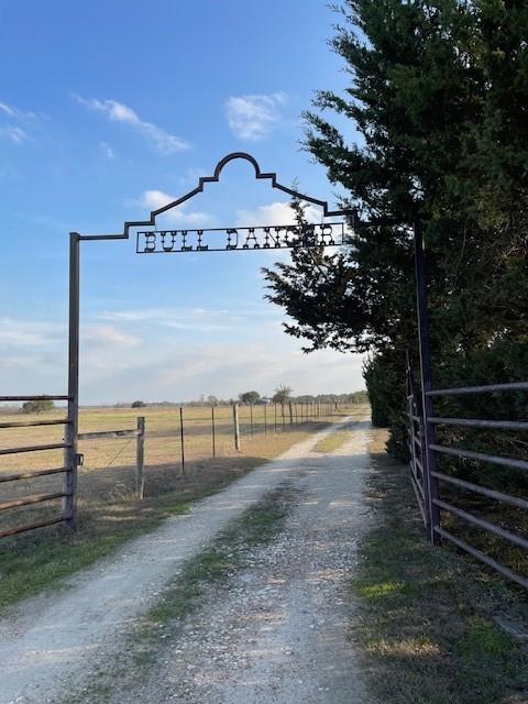 Cr 208, Navasota, Texas image 9