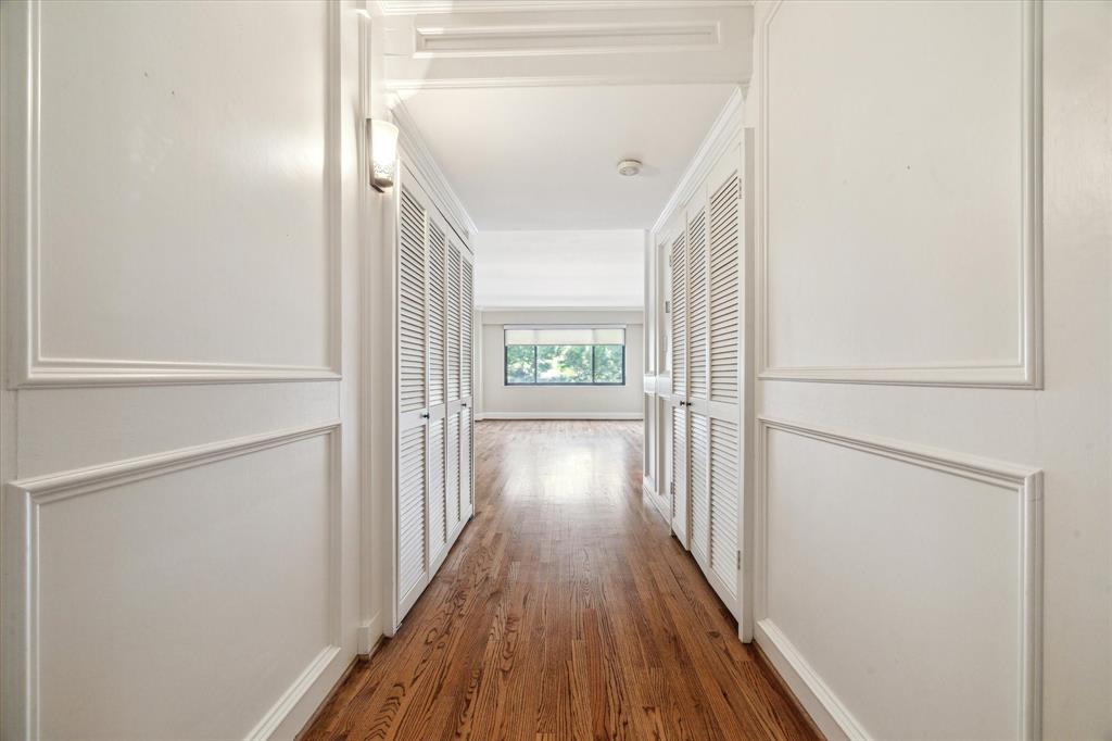 1400 Hermann Drive 2A