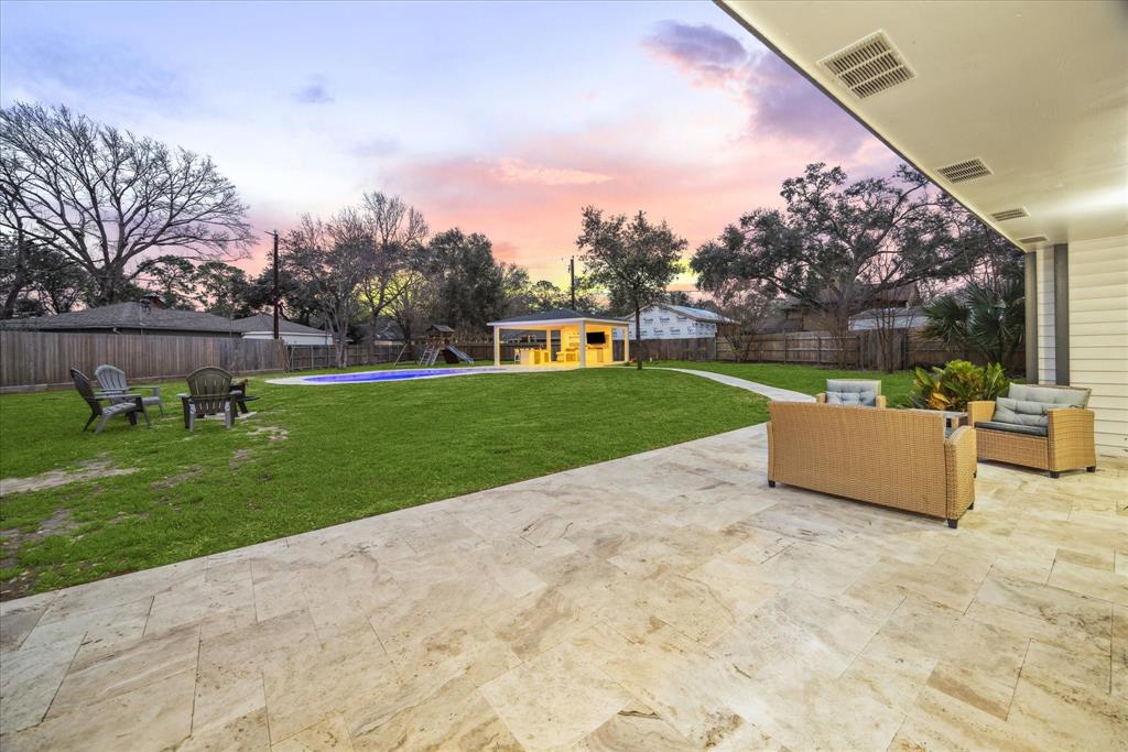 2318 Pomeran Drive, Houston, Texas image 18