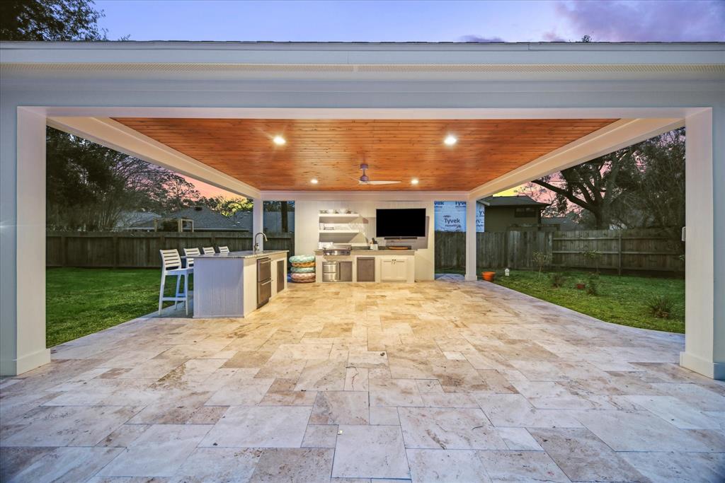 2318 Pomeran Drive, Houston, Texas image 17