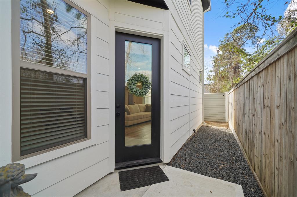 5361 Creekmont Oaks Lane