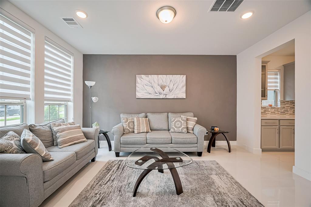 18311 Licola Meadow Lane