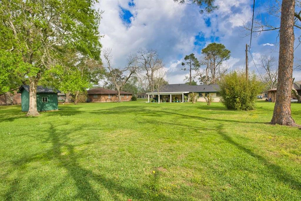 1009 Western Avenue, Angleton, Texas image 6