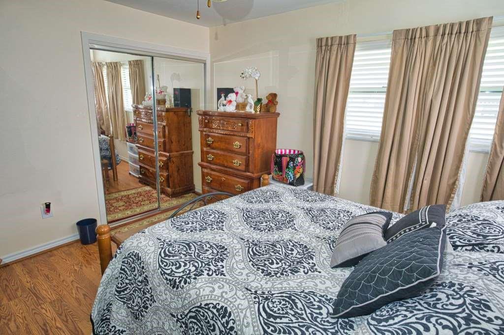 1009 Western Avenue, Angleton, Texas image 34