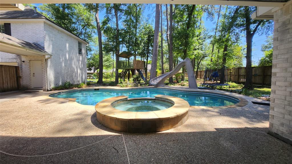 12902 Park Forest Trail, Cypress, Texas image 2