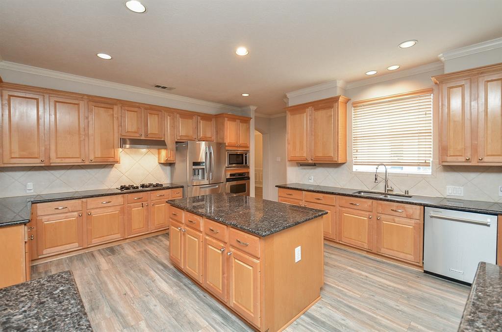 12902 Park Forest Trail, Cypress, Texas image 21