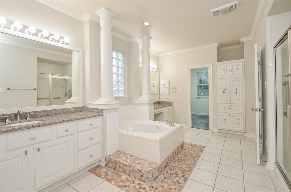 12902 Park Forest Trail, Cypress, Texas image 26