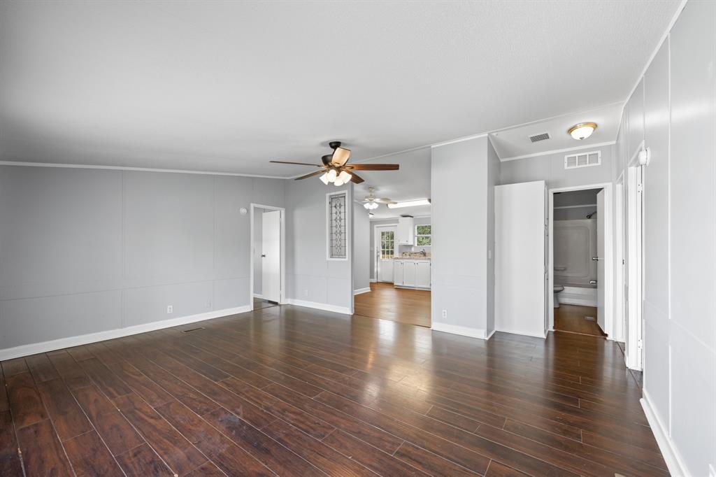 16325 Lone Corral Court, Conroe, Texas image 11