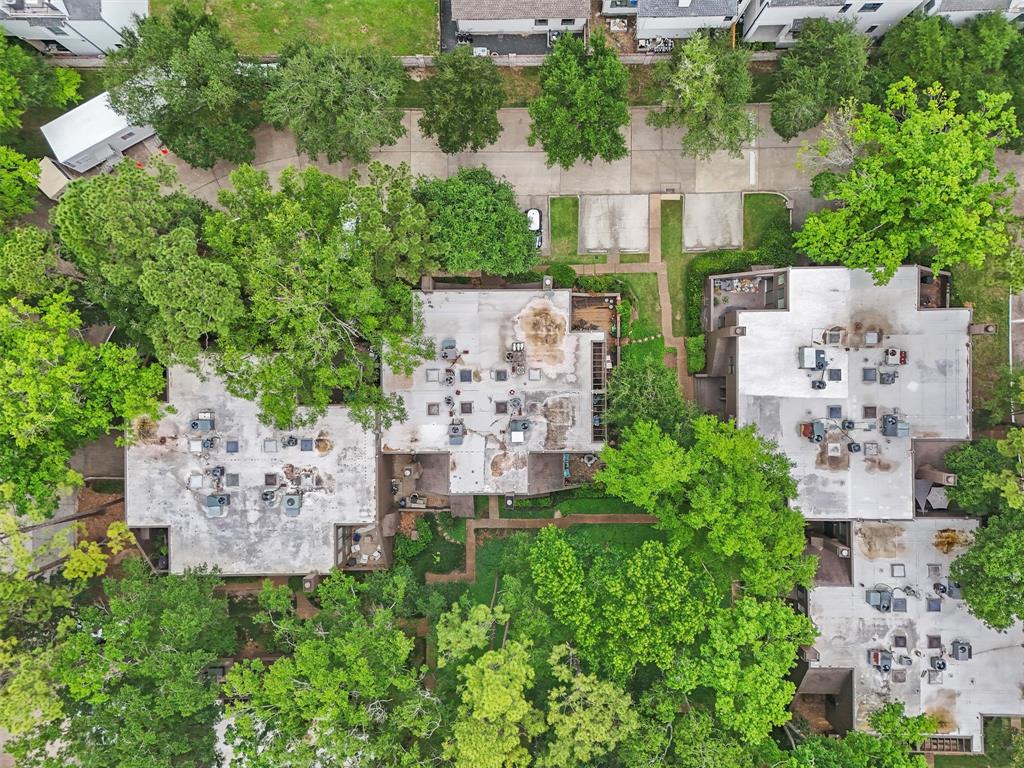 115 Litchfield Lane, Houston, Texas image 35
