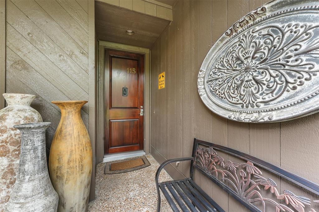 115 Litchfield Lane, Houston, Texas image 6