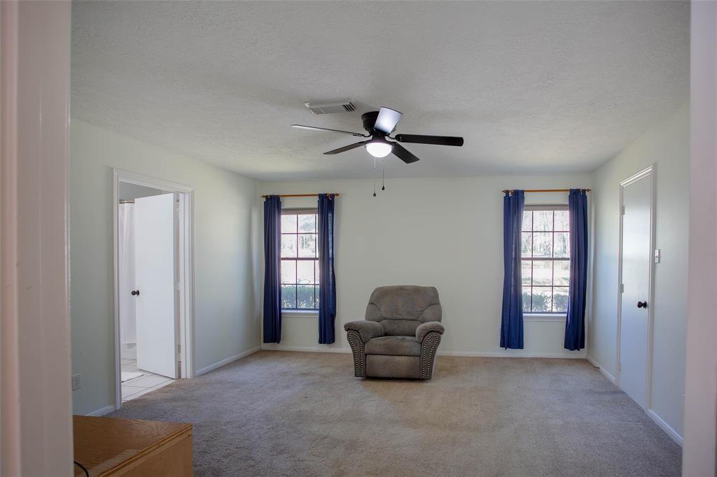 33507 Cripple Creek Farms Drive, Pinehurst, Texas image 6