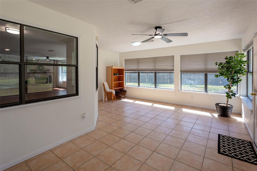 33507 Cripple Creek Farms Drive, Pinehurst, Texas image 15