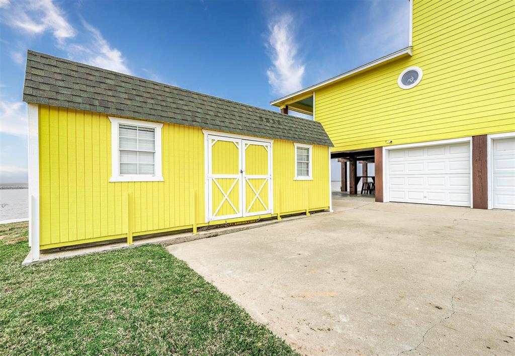 1989 County Road 230, Sargent, Texas image 39