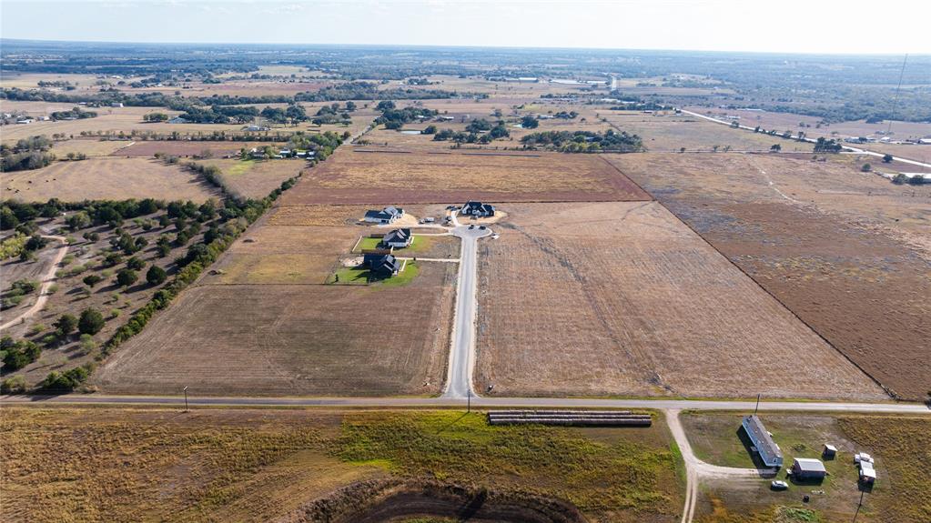 102 Country View Lane, Schulenburg, Texas image 5