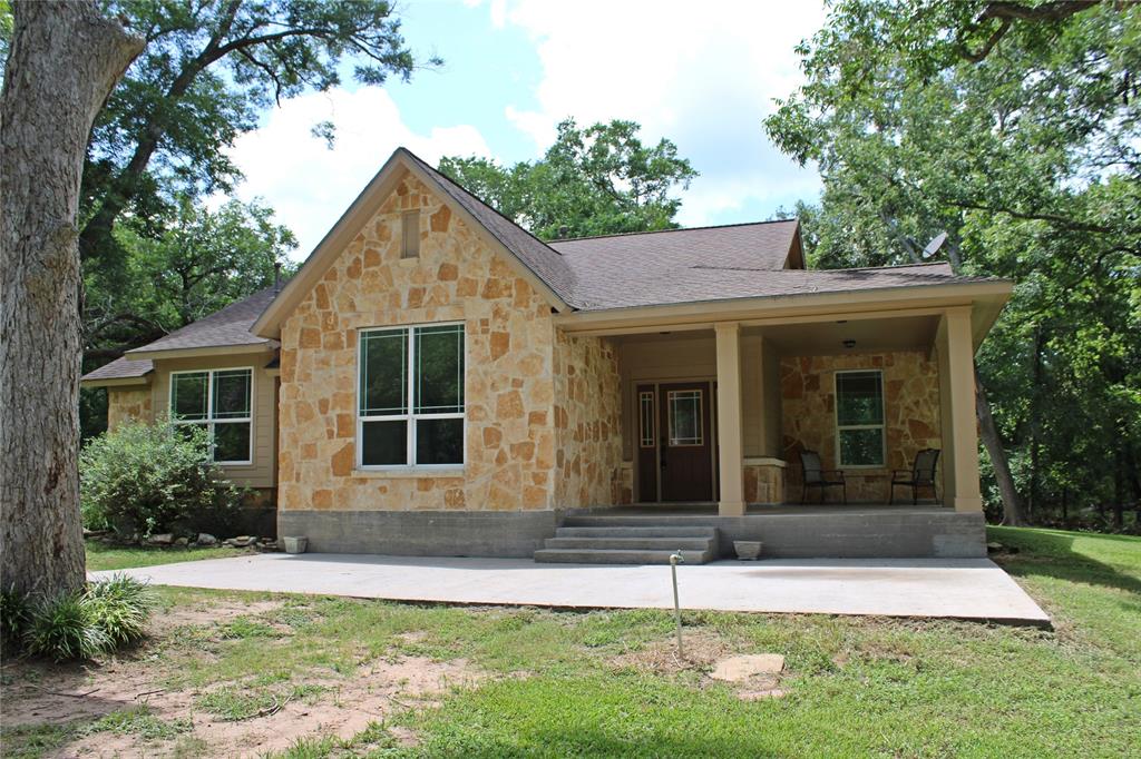 1042 Wilderness Lane, Alleyton, Texas image 12