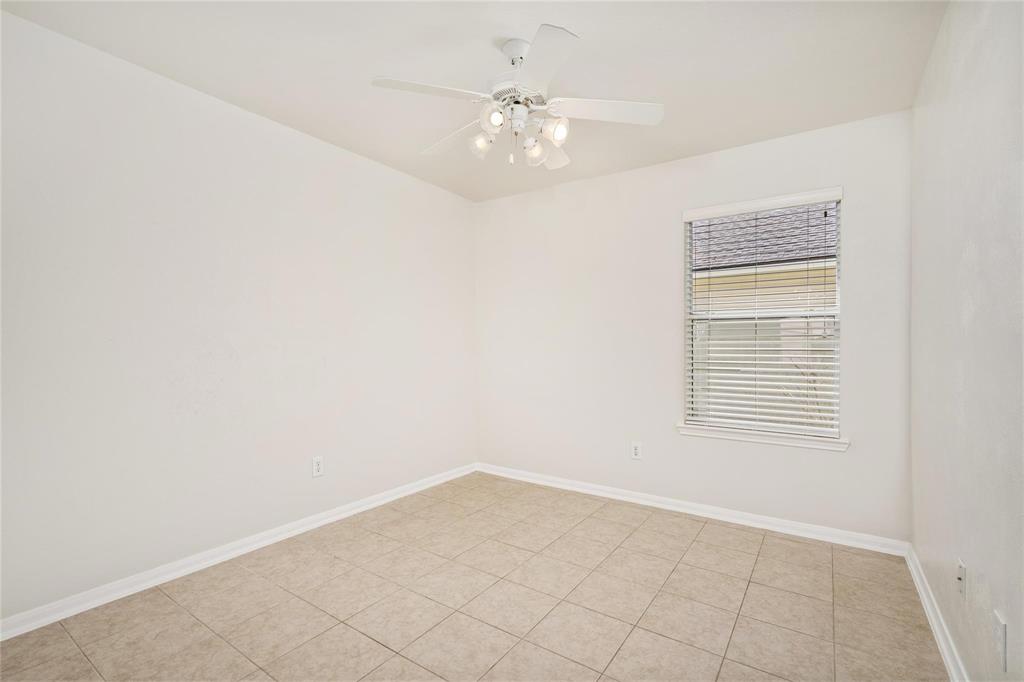11202 Northam Drive, Tomball, Texas image 18
