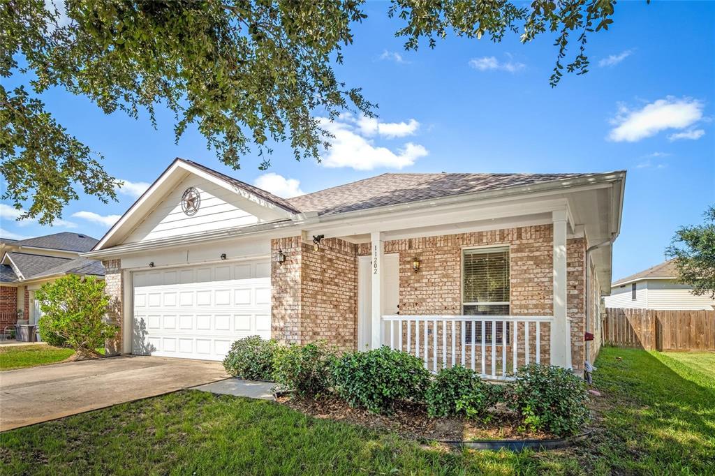 11202 Northam Drive, Tomball, Texas image 2