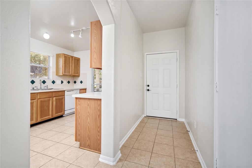 11202 Northam Drive, Tomball, Texas image 4