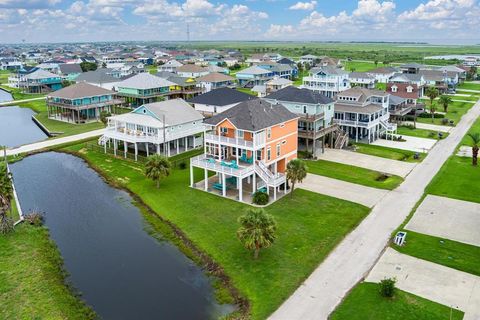 A home in Crystal Beach