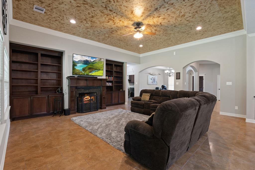 17111 Paluxy Court, Splendora, Texas image 9
