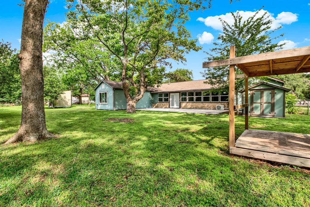 307 Carrell Street, Tomball, Texas image 28
