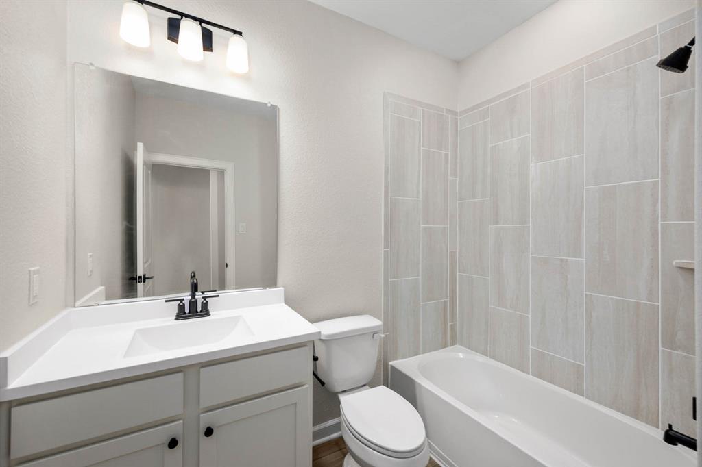 3033 Sorrento Hill Drive, Katy, Texas image 7