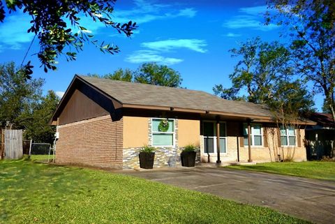 A home in Lake Jackson