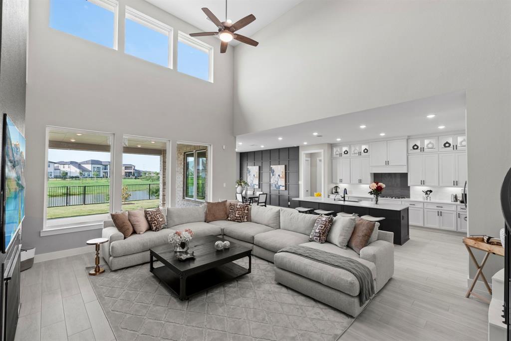 21503 Sunshine Flight Drive, Cypress, Texas image 7
